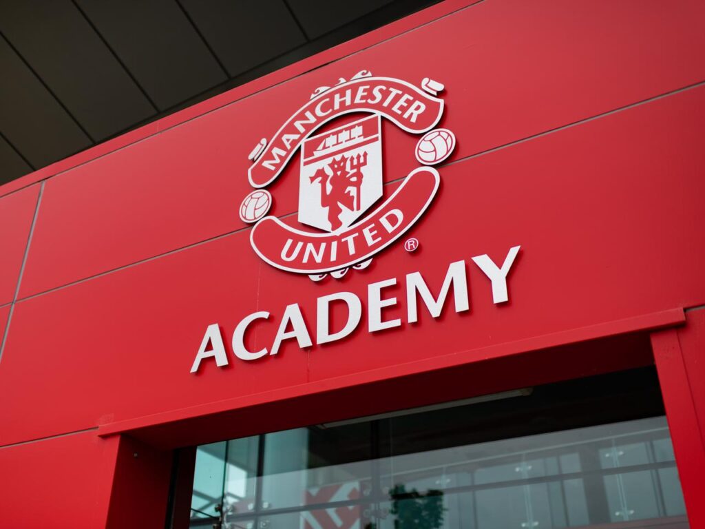 How To Apply for Manchester United Academy Official Scholarship